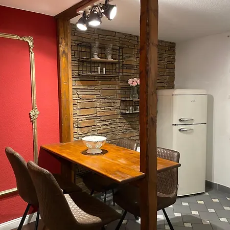 Dom wakacyjny Gemuetliches Haeuschen